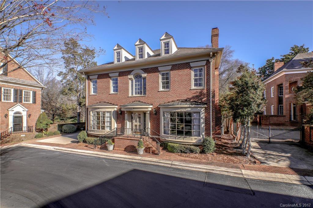 1208 Wareham Ct., Charlotte, NC 28207