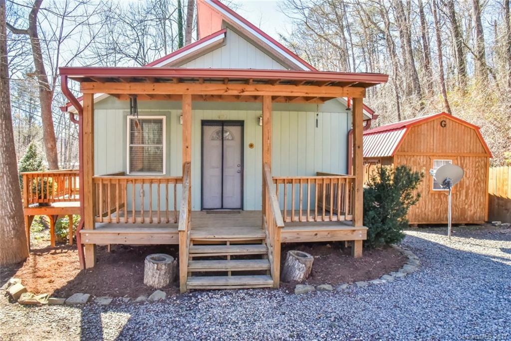 477 Governors View Rd., Asheville, NC 28805
