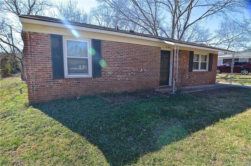 529 Dedmon Dr., Charlotte, NC 28216