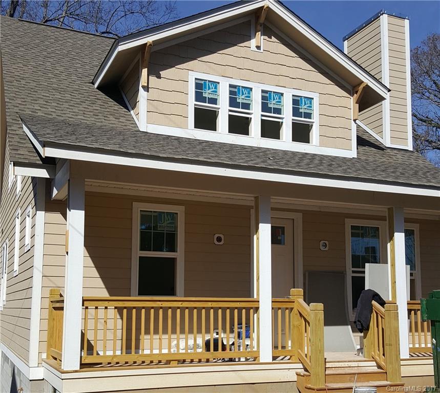 204 Courtland Pl., Asheville, NC 28801