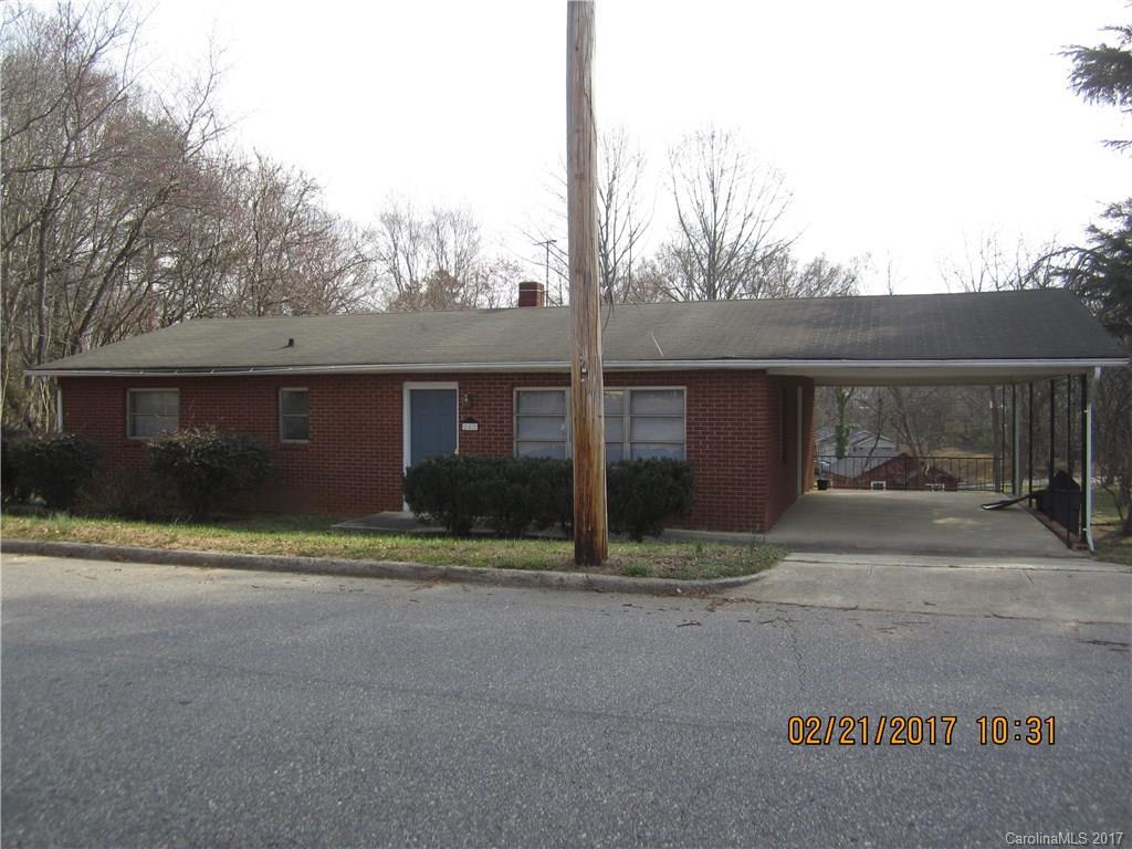 252 N Lackey St., Statesville, NC 28677