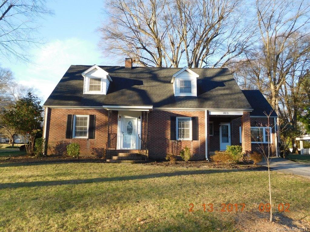 805 Townsend Ave., Gastonia, NC 28052