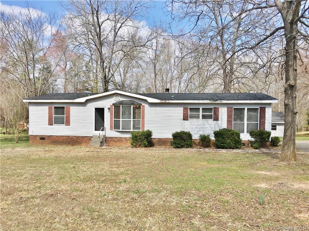 1813 Stanley Lucia Rd., Mount Holly, NC 28120