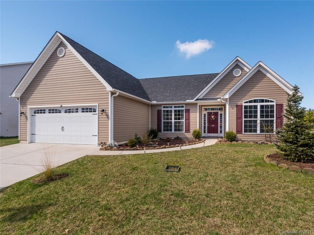 108 River Walk Dr., Asheville, NC 28804