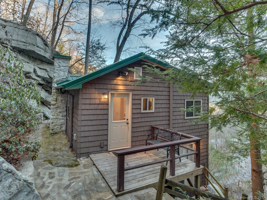 461 Middlefork Rd., Hendersonville, NC 28792