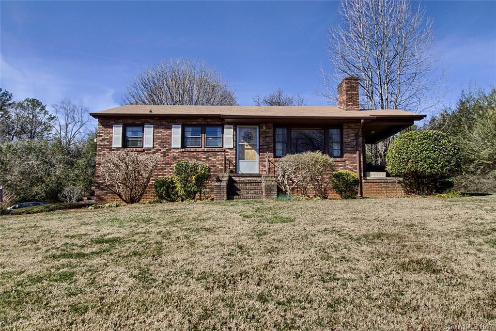 142 Governors View Rd., Asheville, NC 28805