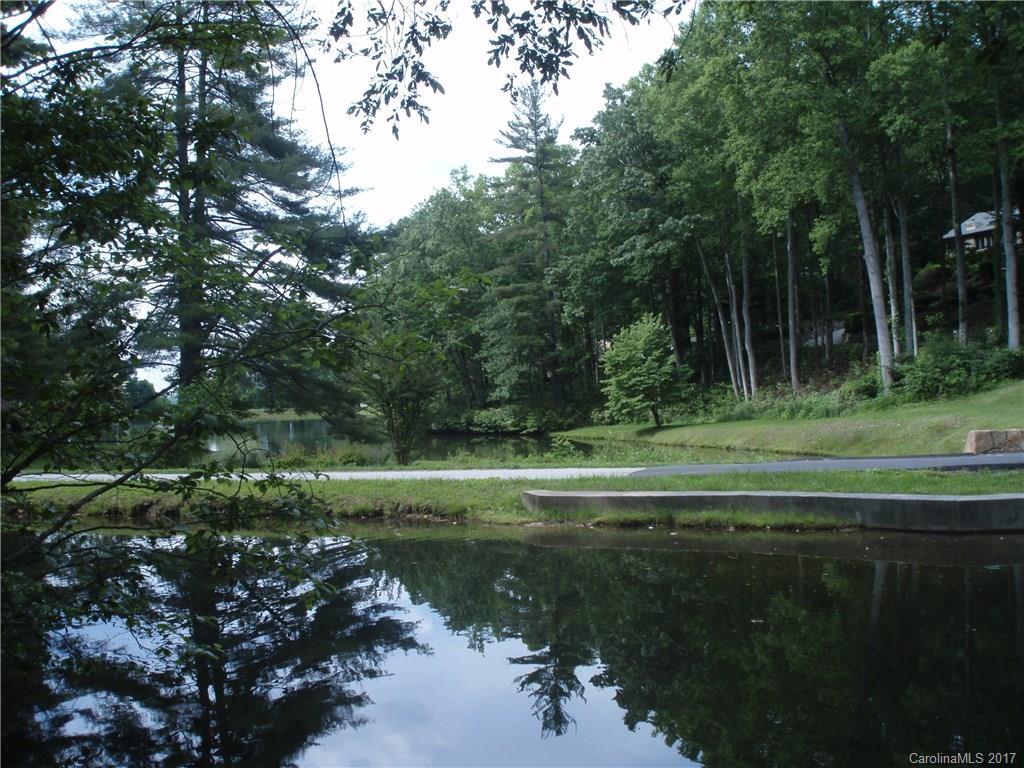 000 James Estate Ln., Hendersonville, NC 28739