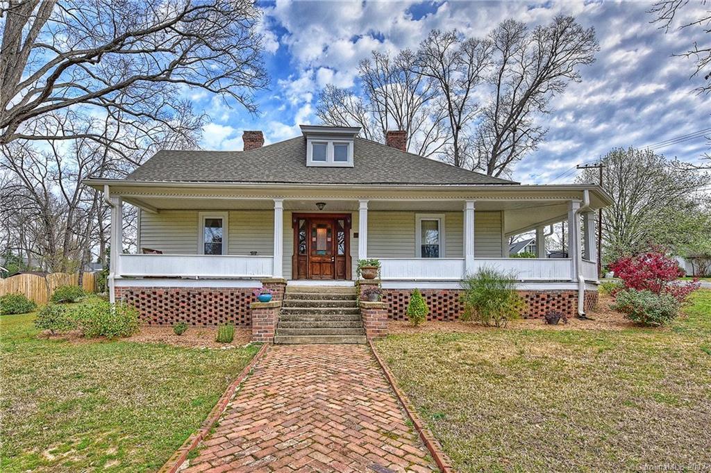 415 King St., Waxhaw, NC 28173