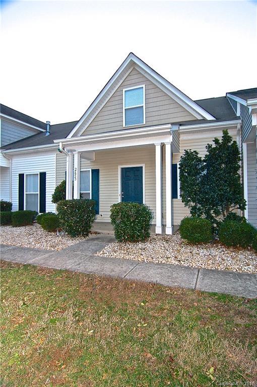 2653 Meadow Knoll Dr., Charlotte, NC 28269