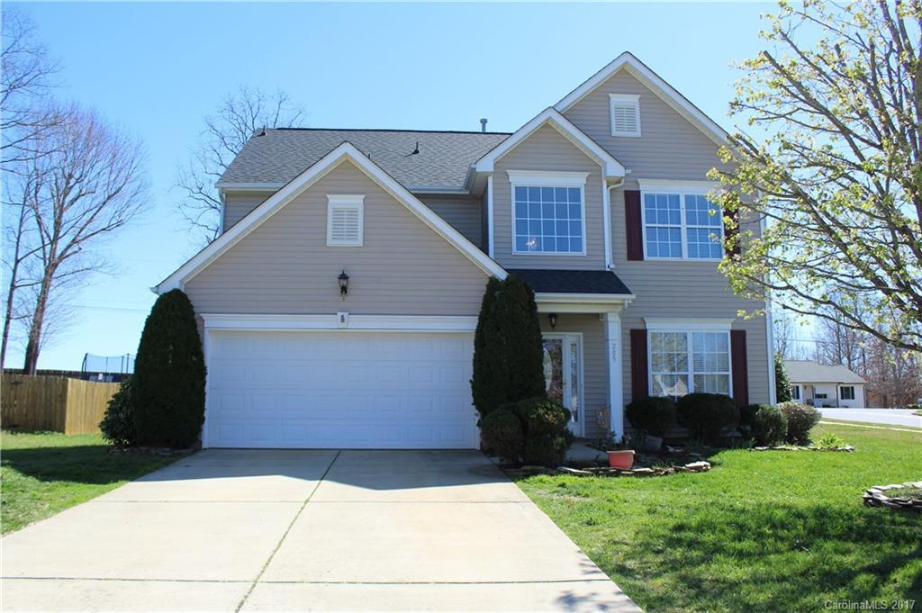 209 Jacobs Woods Cir., Troutman, NC 28166