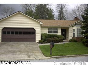 109 Exeter Ct., Hendersonville, NC 28791