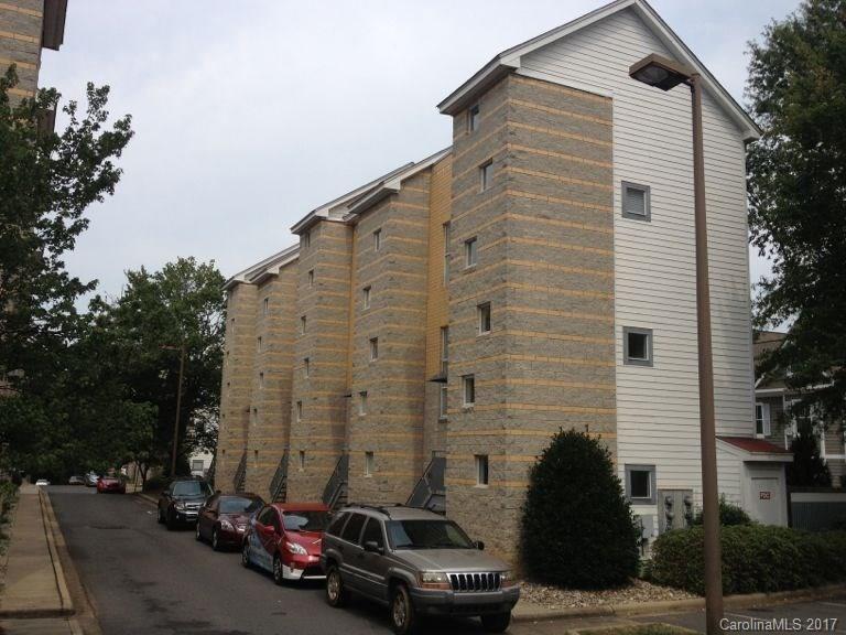 2063 Atherton Heights Ln., Charlotte, NC 28203