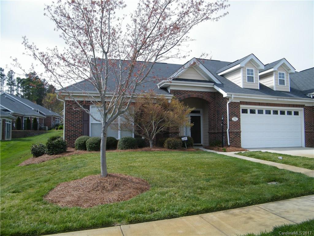 2911 Autumn Harvest Ln. #28, Charlotte, NC 28269