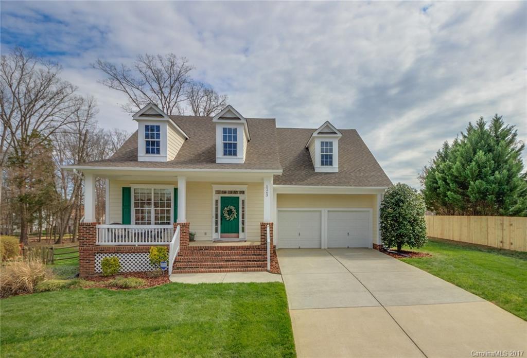 5263 Cambridge Bay Dr., Charlotte, NC 28269