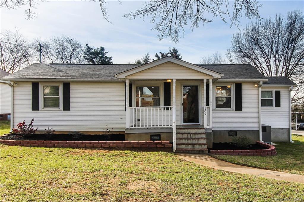 109 Forest Dr., Harrisburg, NC 28075