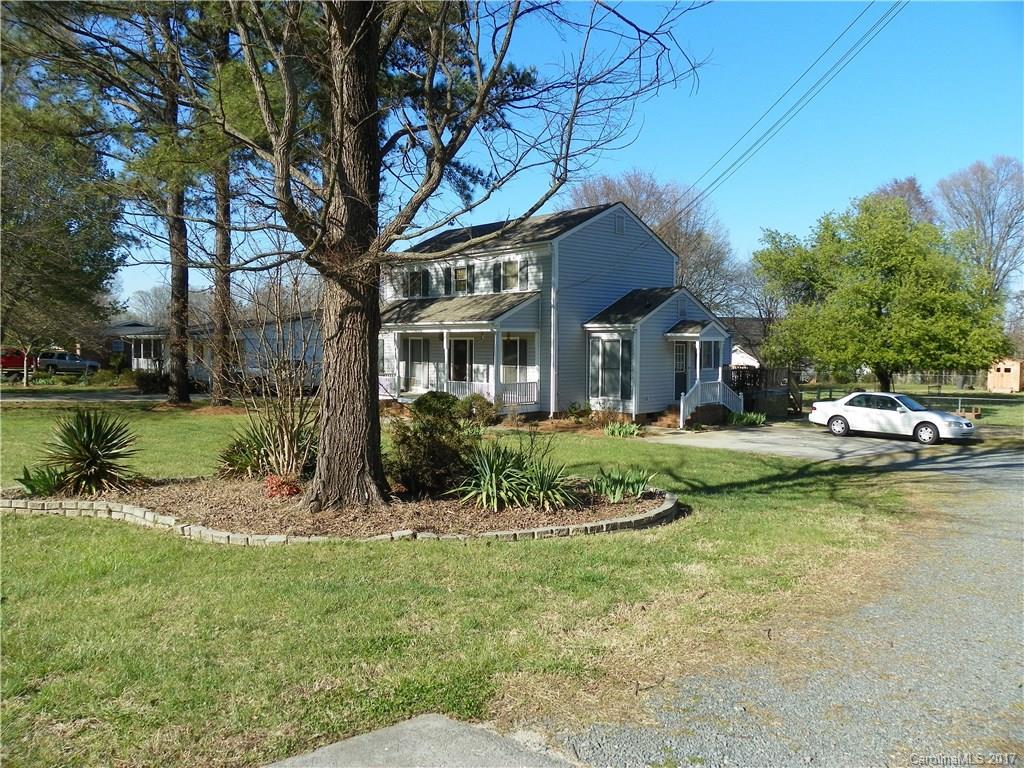 700 Patricia Ave., Harrisburg, NC 28075