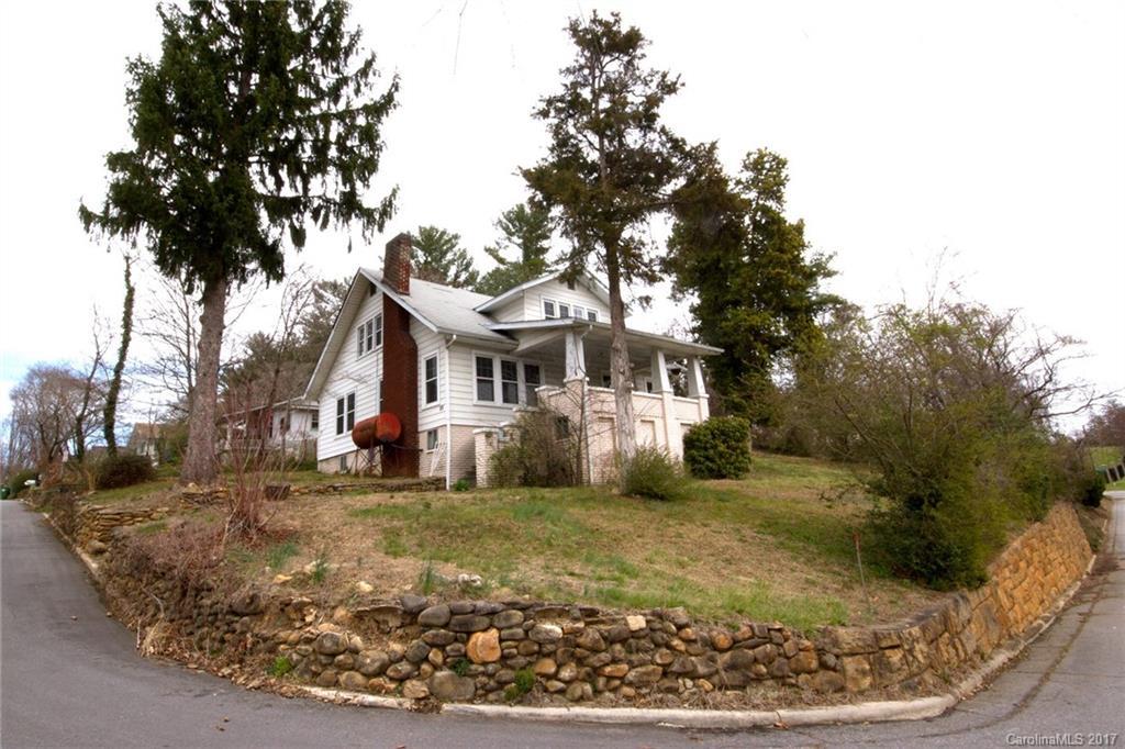 88 Craig Cir., Asheville, NC 28805