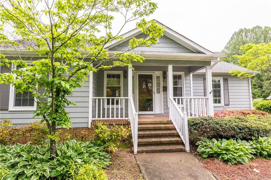 907 Sprucewood St., Kannapolis, NC 28081