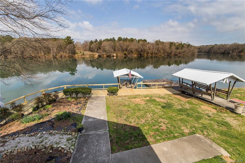1909 Lake Dr., Charlotte, NC 28214