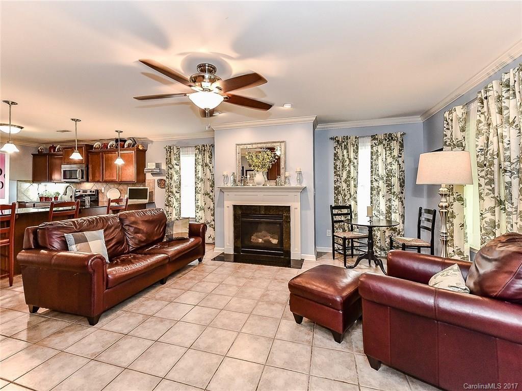 121 Collenton Ln. #35, Mooresville, NC 28115