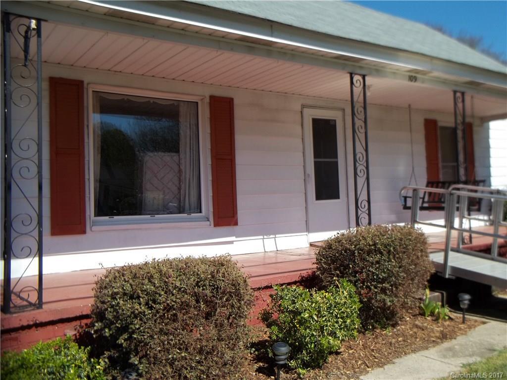 109 White St., Concord, NC 28027