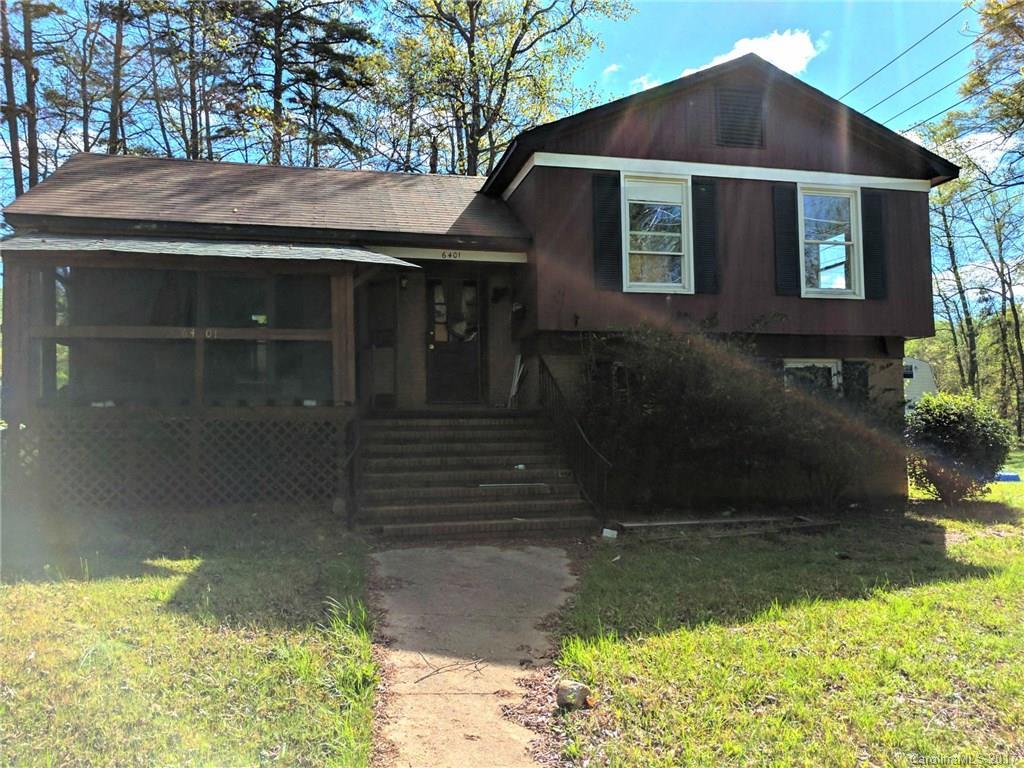 6401 Barrington Dr., Charlotte, NC 28215