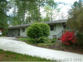 303 Woodlawn St., Brevard, NC 28712