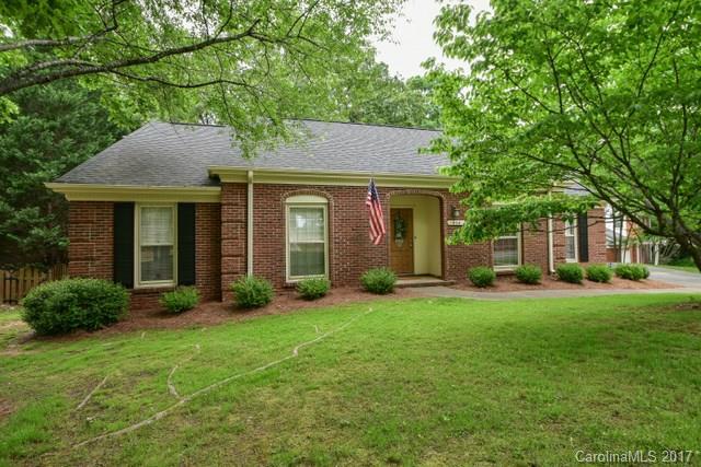 414 Walnut Point Dr., Matthews, NC 28105