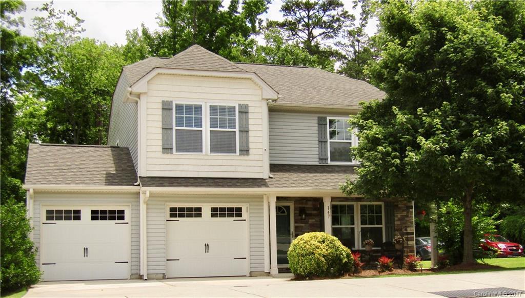 147 Collenton Ln., Mooresville, NC 28115