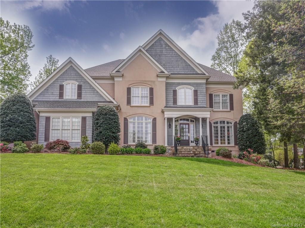 9205 Woodriver Ln., Charlotte, NC 28277