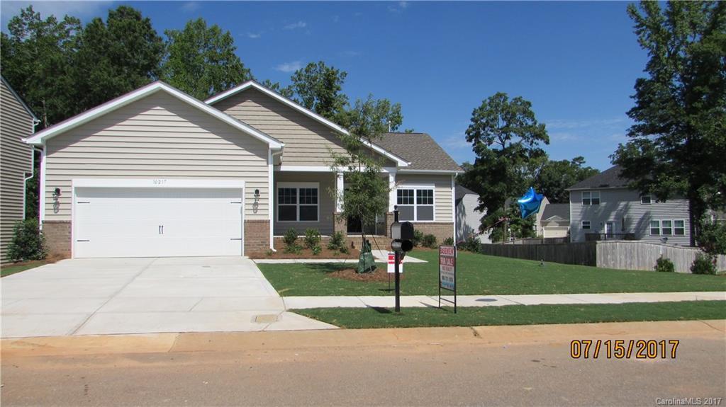 10217 Meridale Crossing Dr., Charlotte, NC 28269