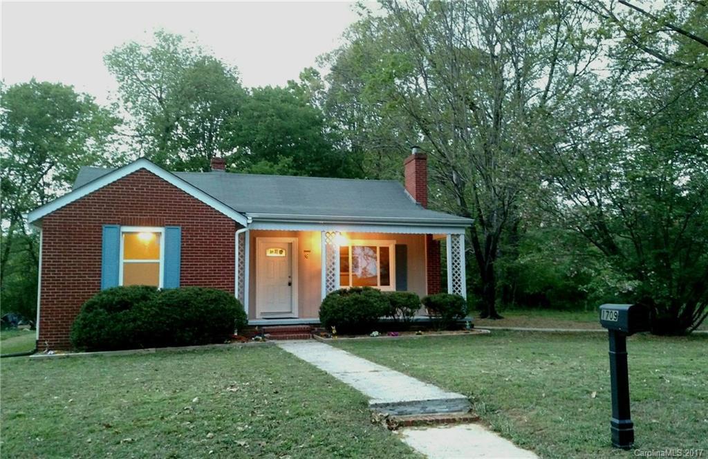 1709 Jones St., Statesville, NC 28625