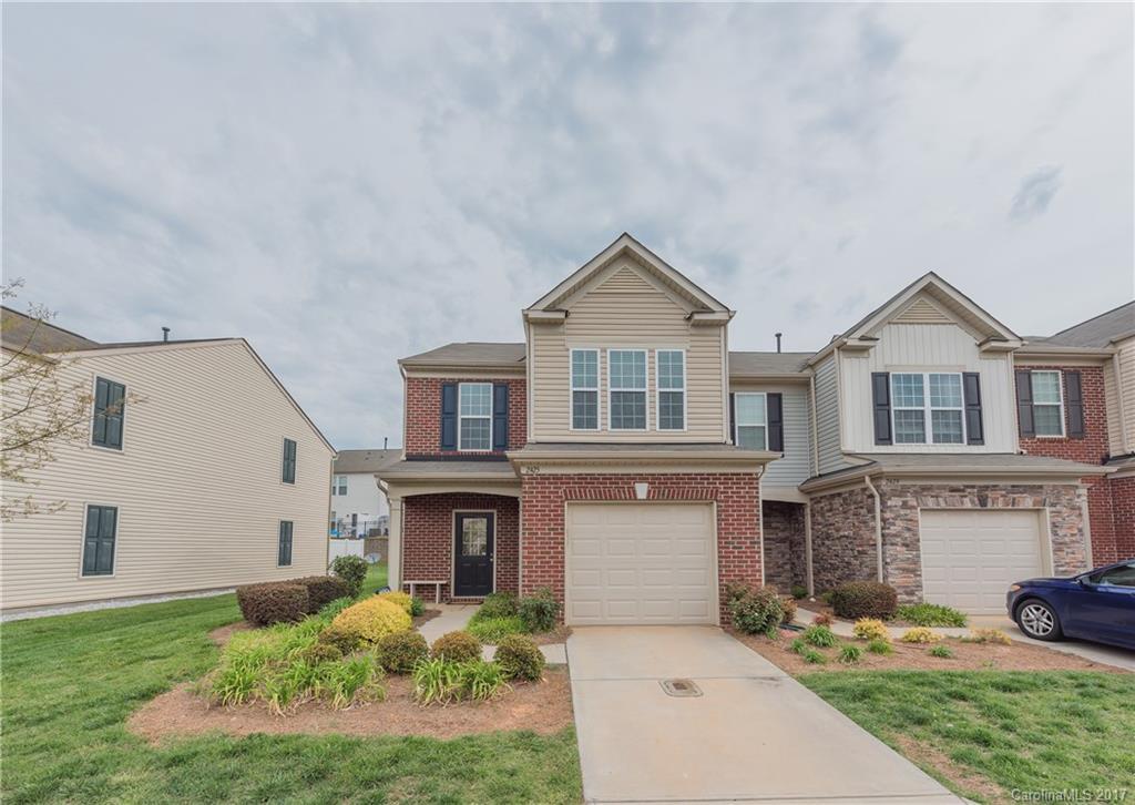 2425 Diplomat Ln., Charlotte, NC 28210