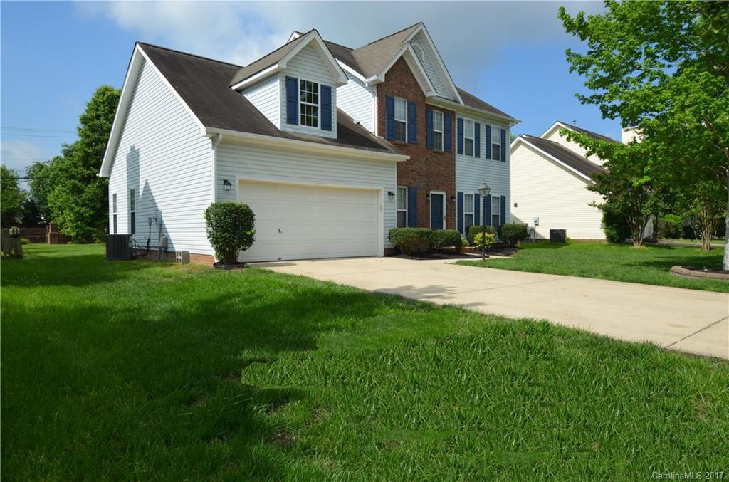 3943 Huntmeadow Dr., Charlotte, NC 28269