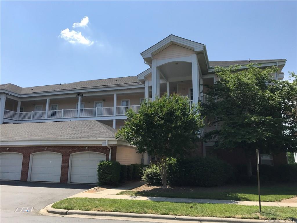 9059 Meadow Vista Rd., Charlotte, NC 28213