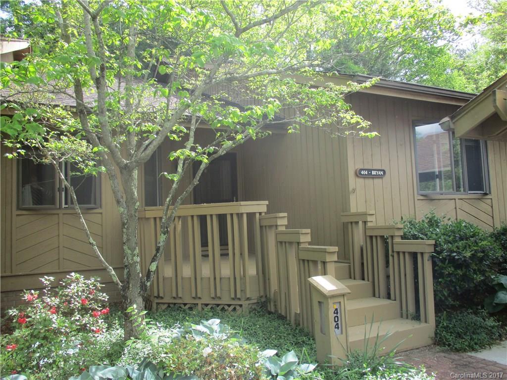 404 W Laurel Oak Ln., Hendersonville, NC 28791
