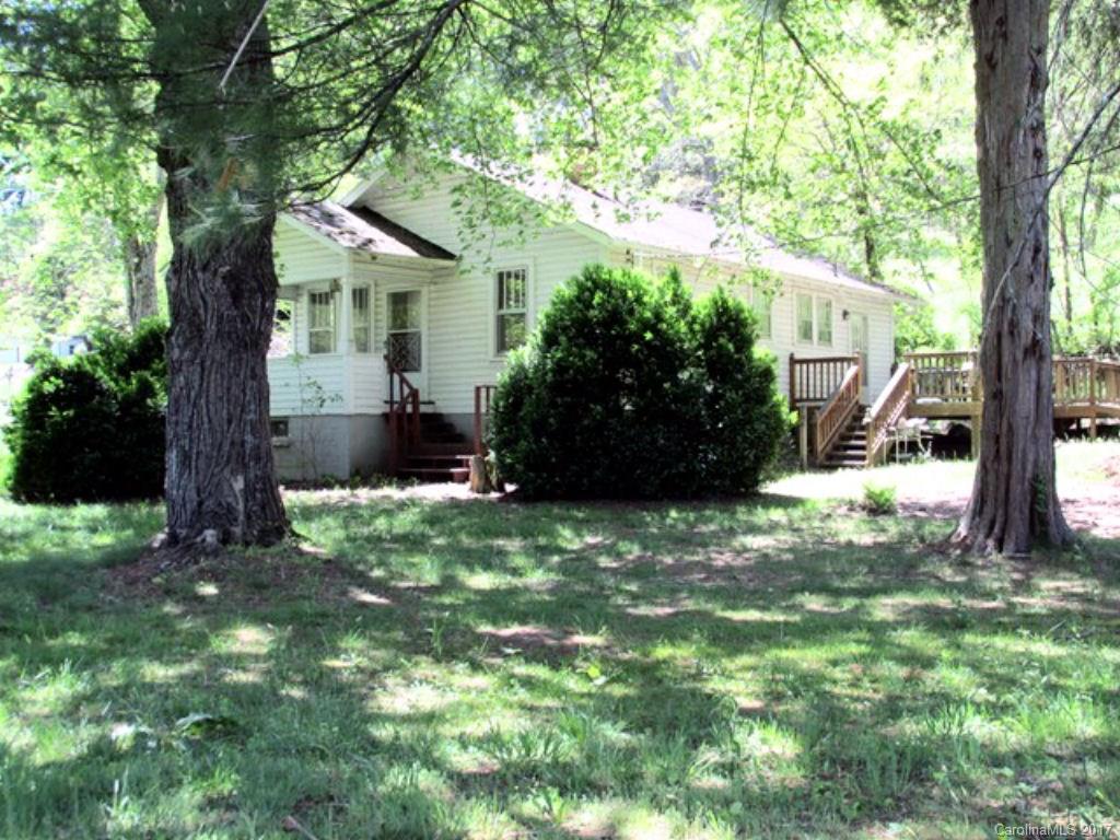 24 Roscoe Lewis Rd., Sylva, NC 28779