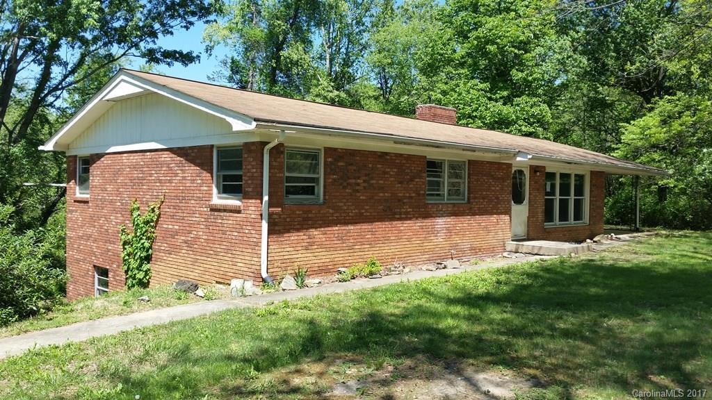 17 Hummingbird Ln., Asheville, NC 28806