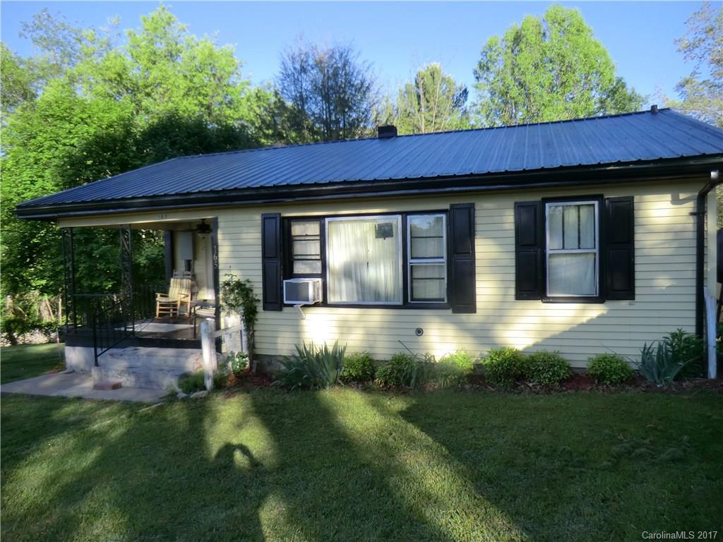 165 Ray St., Waynesville, NC 28786