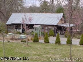 15 Trickle Creek Dr., Weaverville, NC 28787