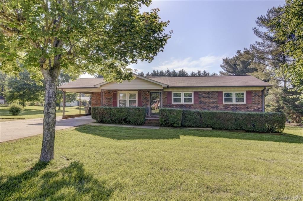 260 E Lackey Farm Rd., Stony Point, NC 28678