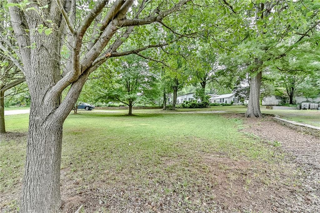 703 Dogwood Ln., Davidson, NC 28036