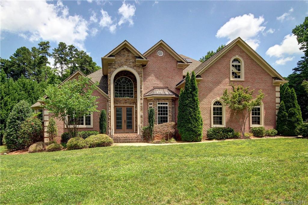 125 Red Brook Ln., Mooresville, NC 28117