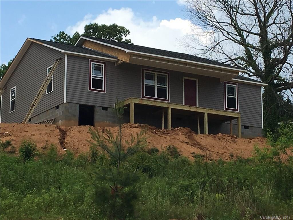 12 Daniel Brooke Dr., Asheville, NC 28806