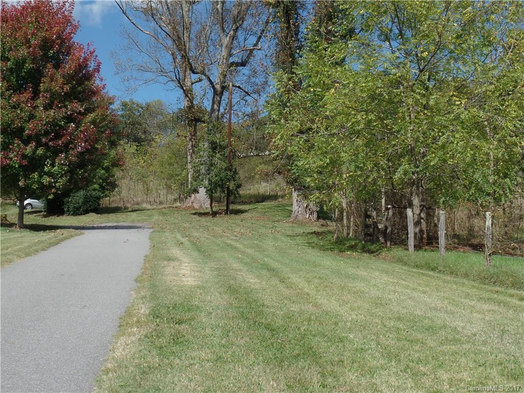 937 Glenn Bridge Rd., Asheville, NC 28704