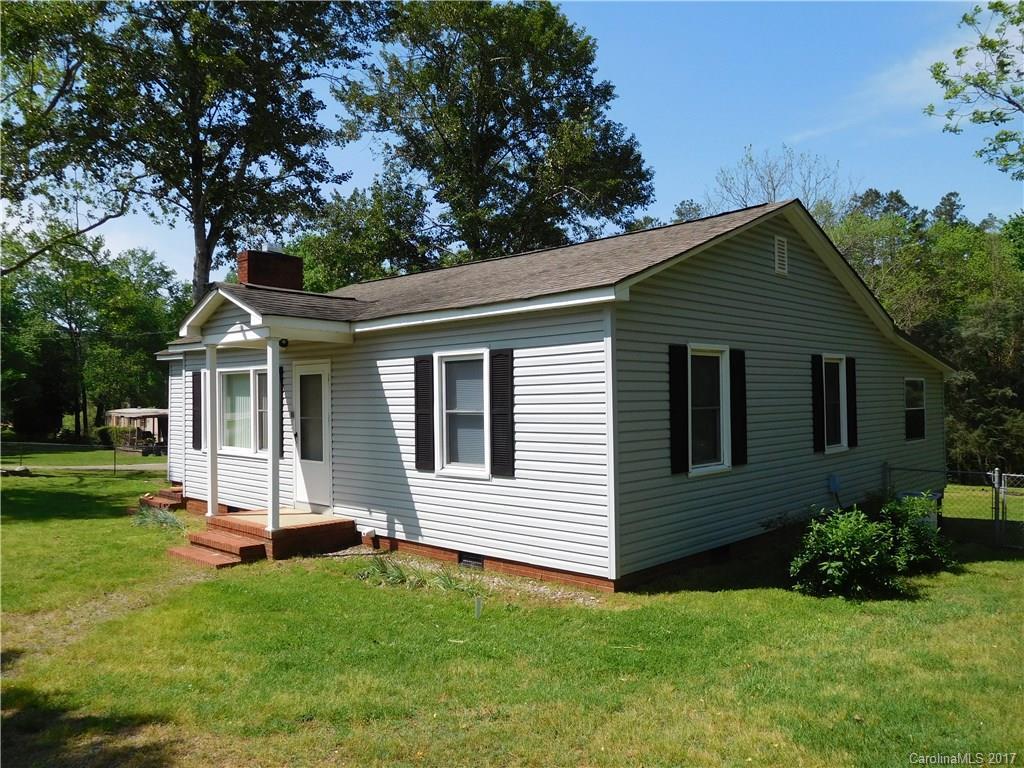 1507 Oakridge Farm Hwy., Mooresville, NC 28115