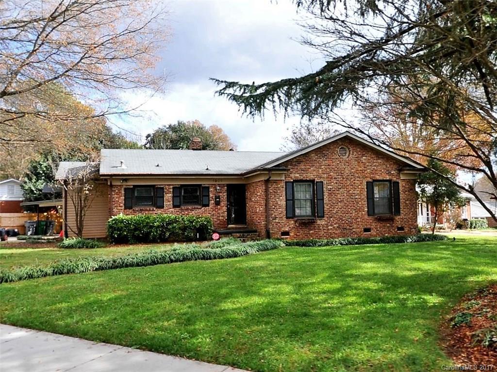 1901 Optimist Ln., Charlotte, NC 28205