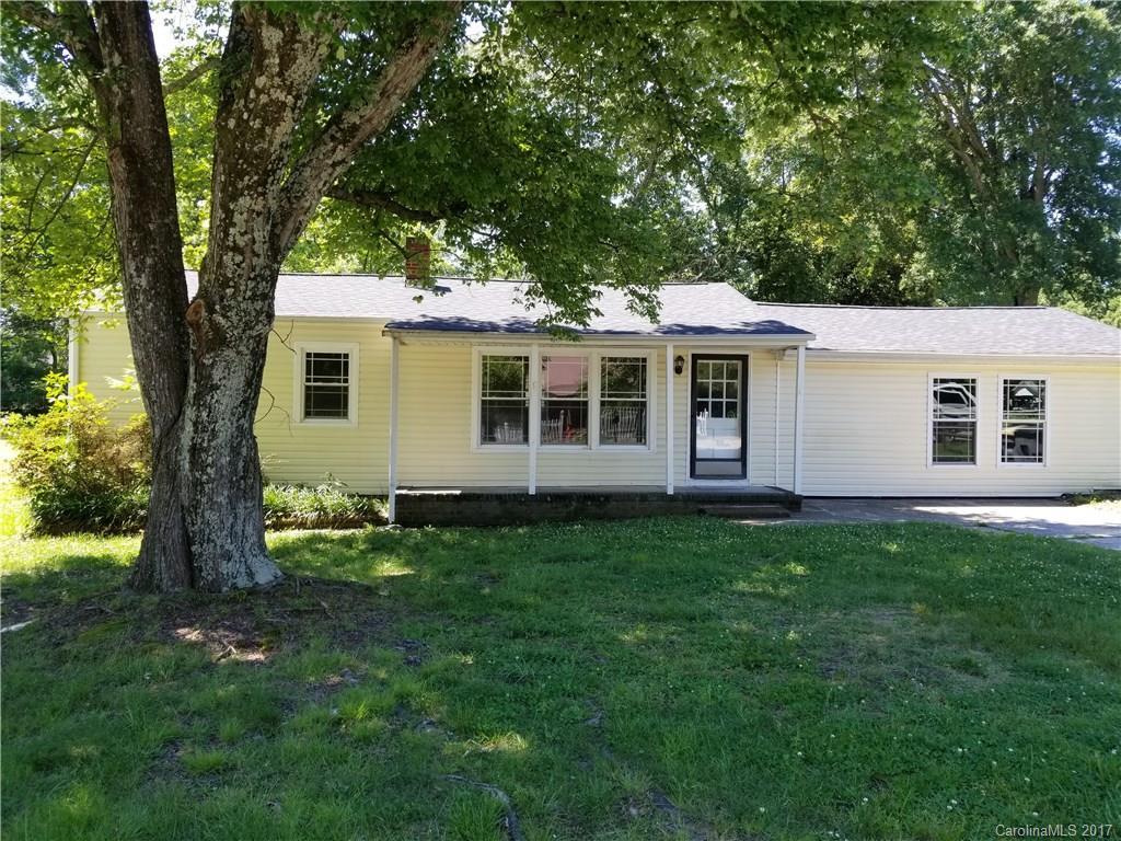 2104 Woodlawn St., Kannapolis, NC 28083