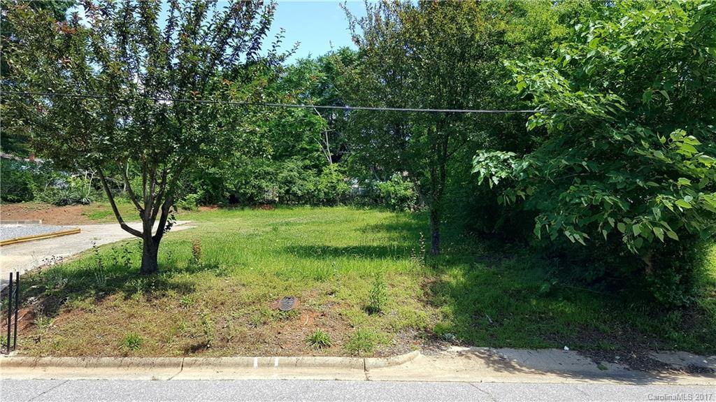 226 5th Ave., Hickory, NC 28602