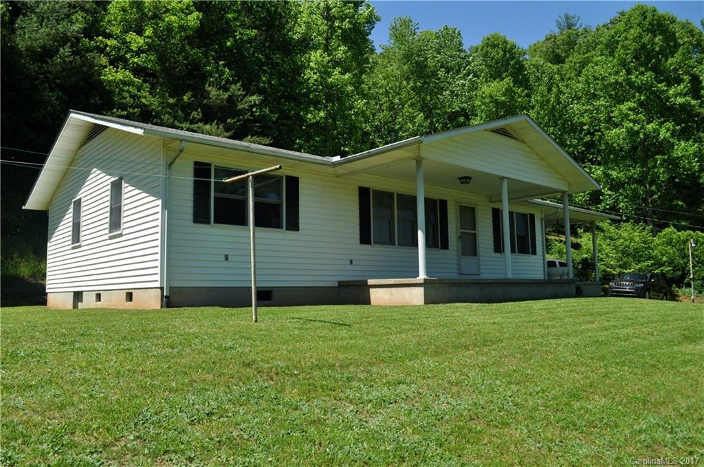 3707 Seven Mile Ridge Rd., Burnsville, NC 28714